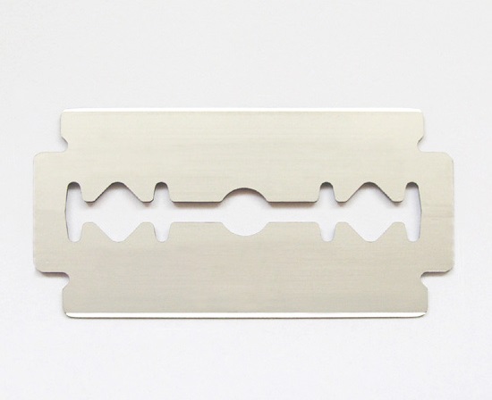 Picture of a good looking razor blade